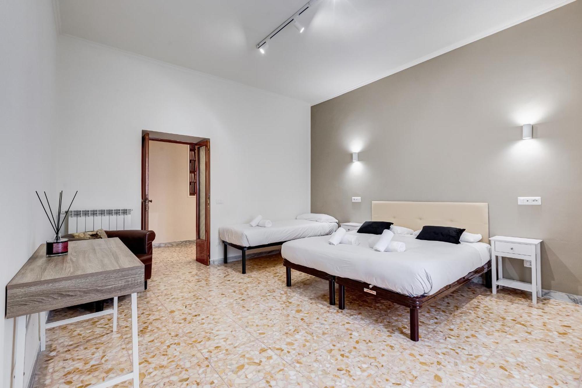 Vivilo Collection - San Vito View Apartment - 3 Bdr 2 Baths Róma Kültér fotó