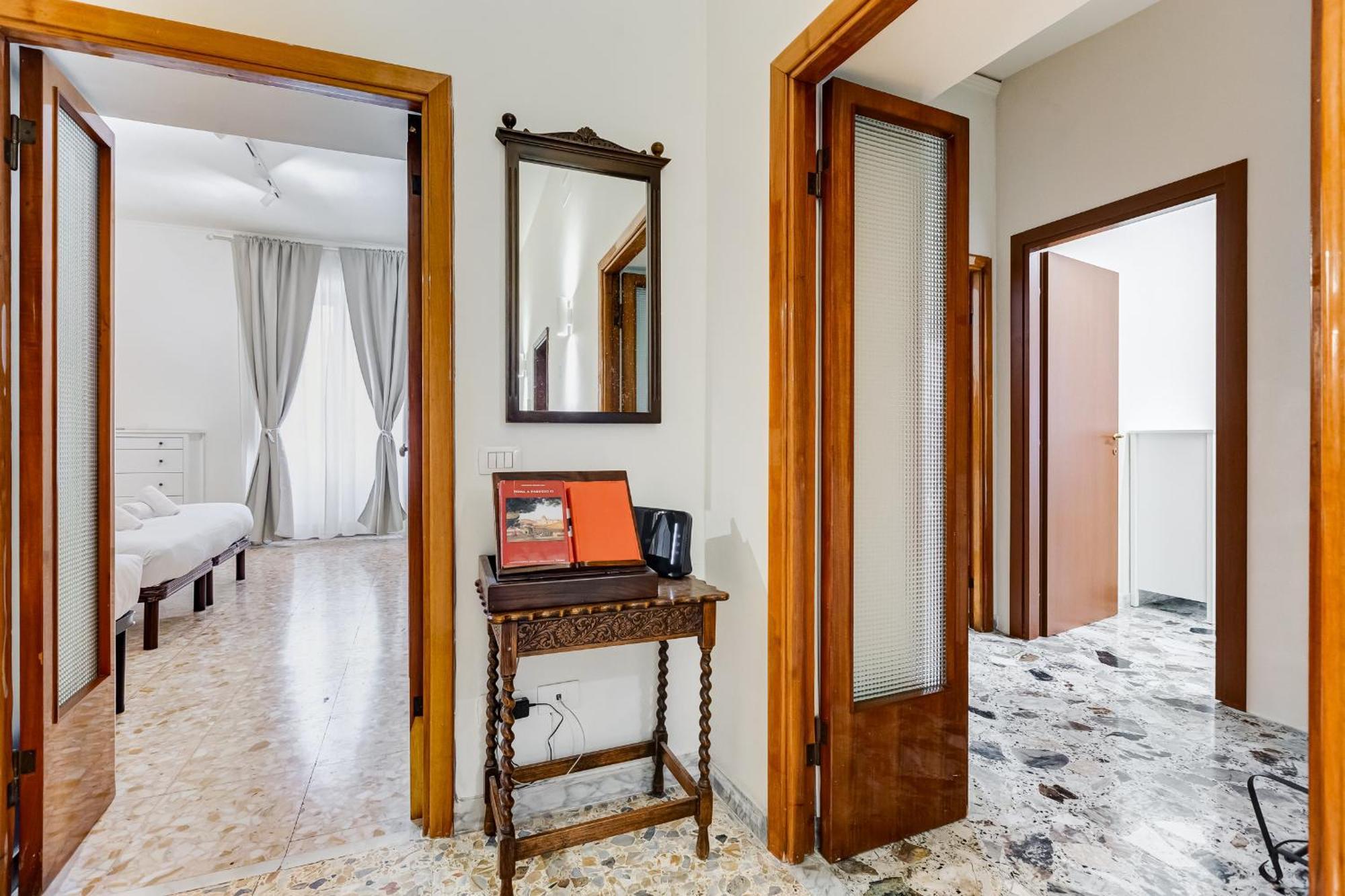 Vivilo Collection - San Vito View Apartment - 3 Bdr 2 Baths Róma Kültér fotó
