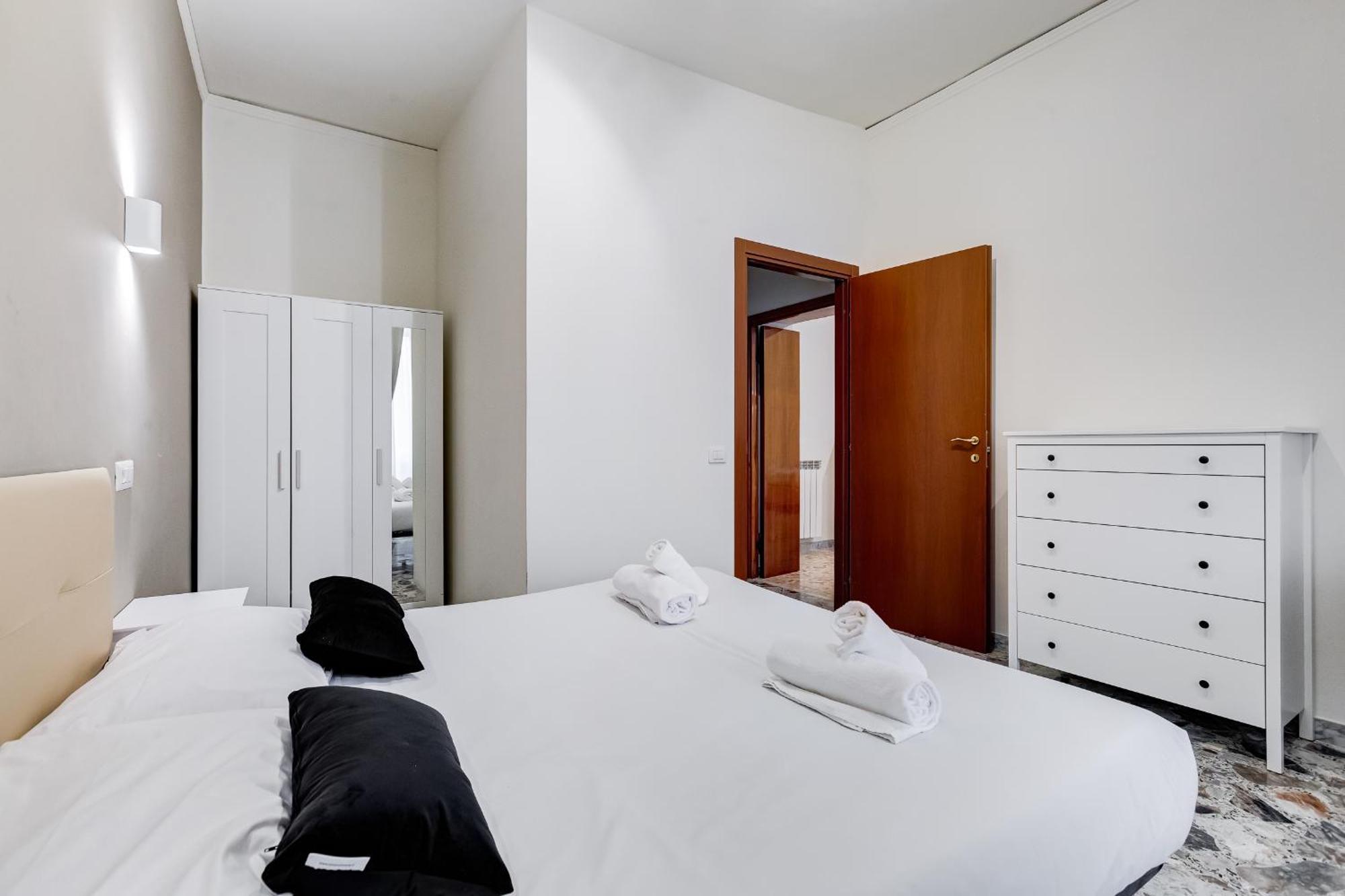 Vivilo Collection - San Vito View Apartment - 3 Bdr 2 Baths Róma Kültér fotó